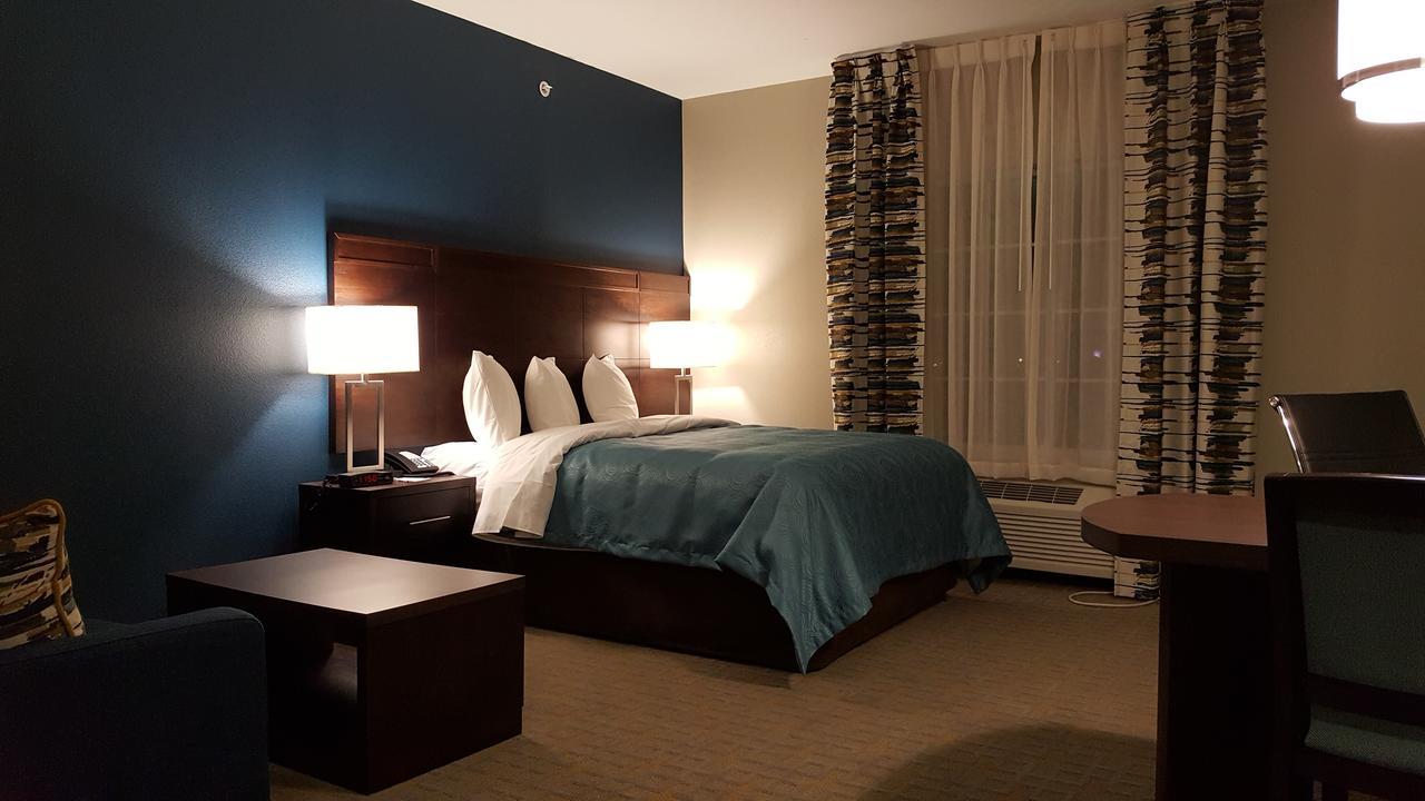 Mainstay Suites Midland Eksteriør billede