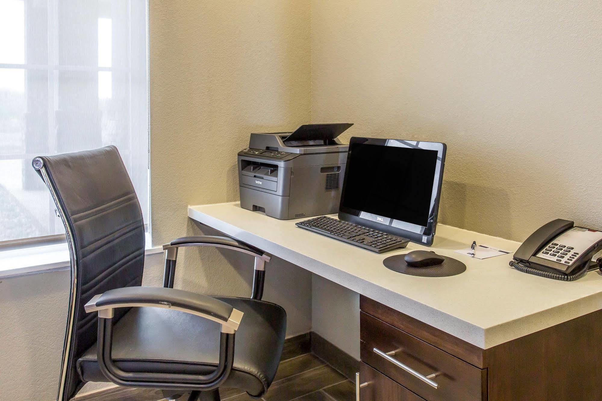 Mainstay Suites Midland Eksteriør billede