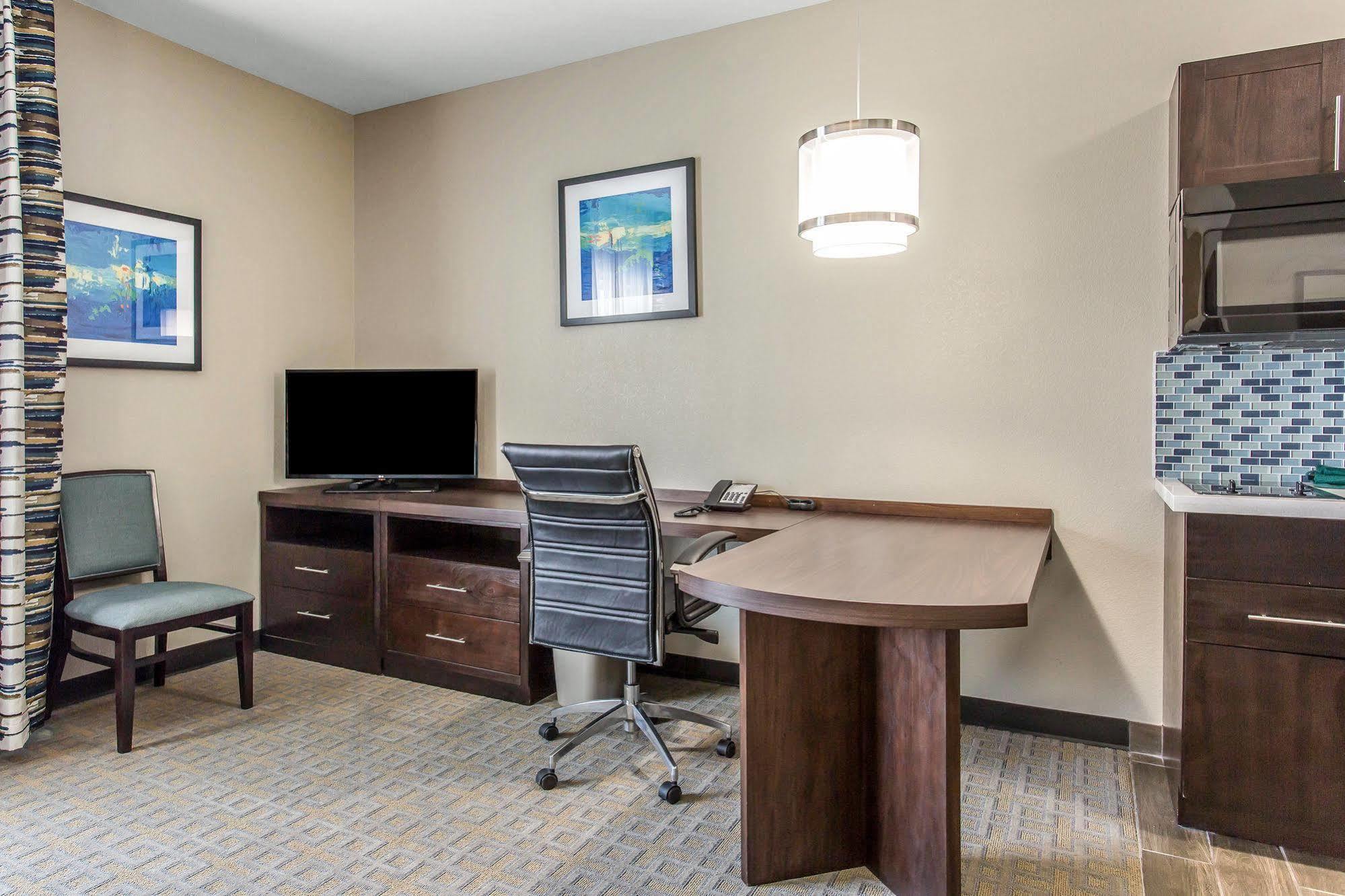 Mainstay Suites Midland Eksteriør billede